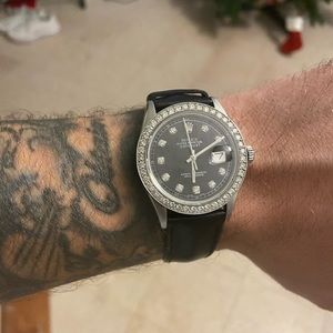 Rolex custom 2 carats in diamond. Oyster